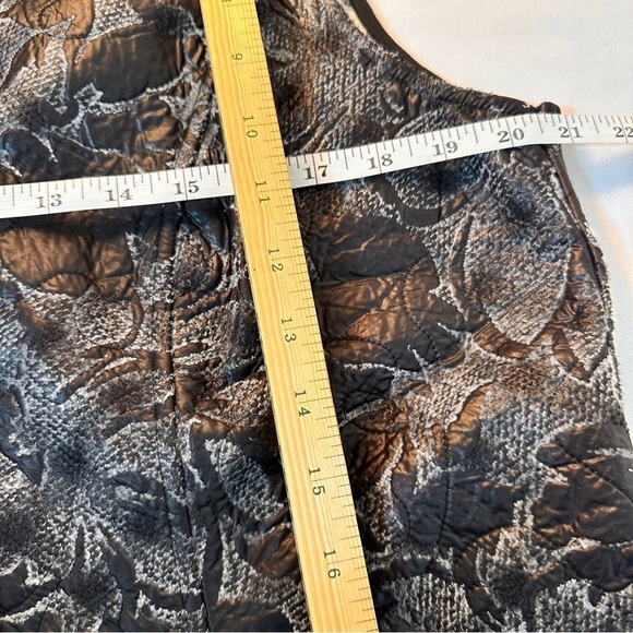 Coldwater Creek women’s quilted vest size medium 10-12 black grey lightweight - Picture 4 of 9